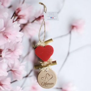 Tresse 1 Savon Coeur Fruit Rouge avec Rond  bois "Maman"