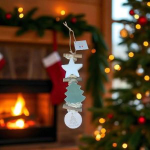 Tresse 1 Savon Etoile Blanche Bergamote et 1 Savon Sapin Vert Cèdre  et Rond Bois Gravé "Joyeux Noël"
