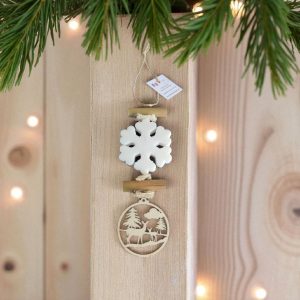 Tresse 1 Savon en forme de flocon blanc parfumé bergamote avec "Cerf dans la forêt"