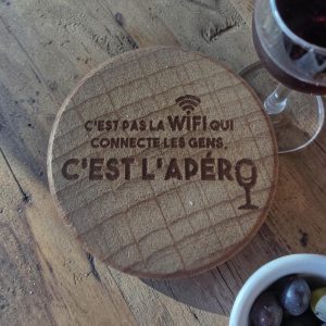 Bouchon de Bouteille Personnalisé "C'est pas la wifi qui connecte les gens c'est l'apéro "