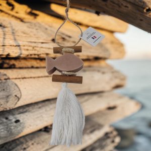 Tresse de savons artisanaux en forme de poisson senteur monoï . Fabriquée à Monteux